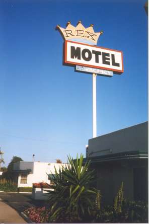 The Rex Motel sign on Thompson Boulevard, Ventura